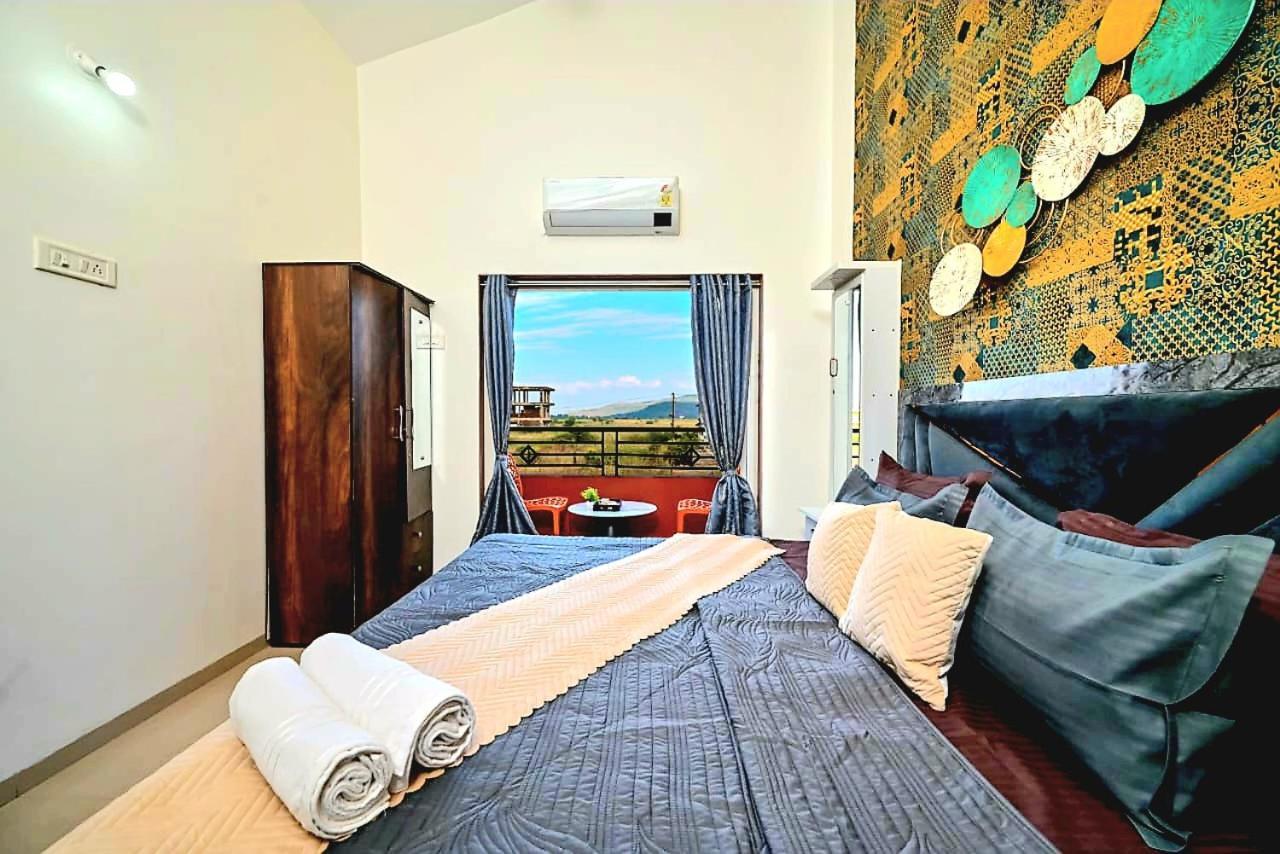 Ll Empyrean Stay Ll Airawat Villa Ll 2Bhk Ll Ac Ll Private Pool Ll Wifi Ll لونافالا المظهر الخارجي الصورة